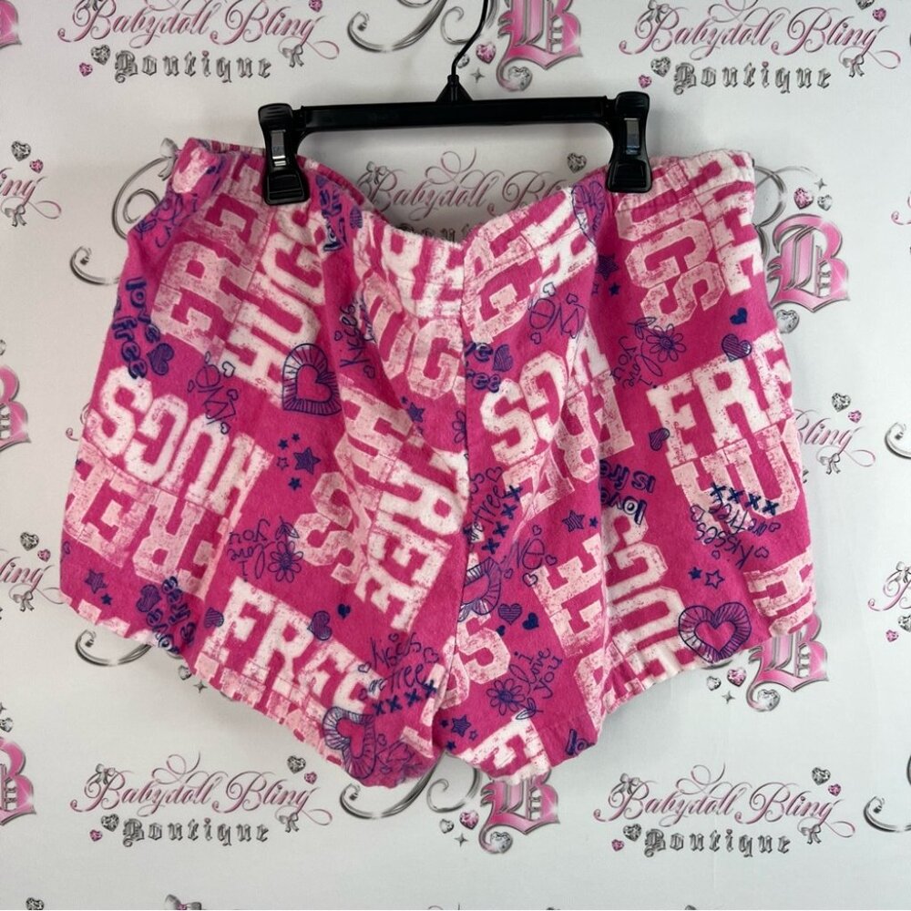 725 originals plus shorts free hugs love hearts Pink Graphic Women's Shorts - Picture 2 of 10